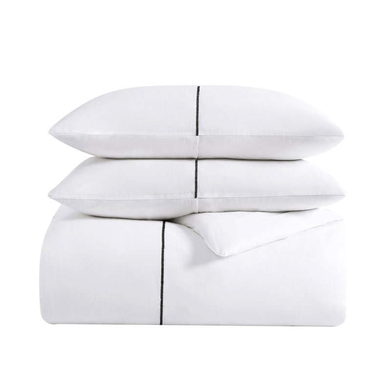 Zig Zag White Reversible Modern & Contemporary Comforter Set, Queen Comforter + 2 Queen Shams