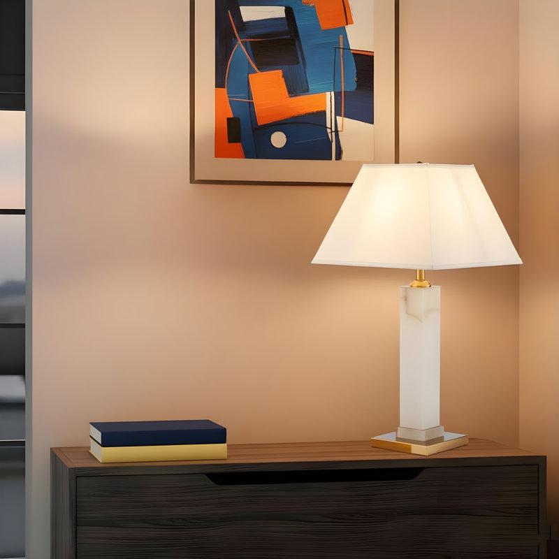 Lampe de table blanche et dorée en albâtre, lampe de chevet de luxe moderne pour table de chevet de chambre à coucher, salon ou bureau à domicile