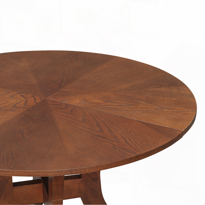 Tables de salle à manger, Noyer