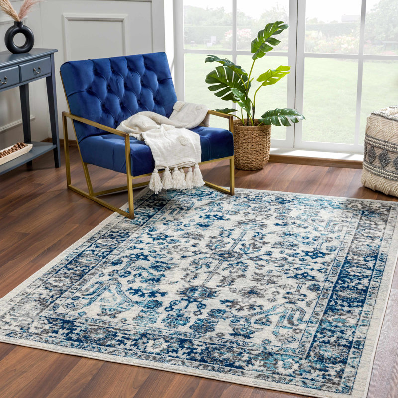 Hyde Oriental Indoor Rug, Runner 2'7" x 7'3"