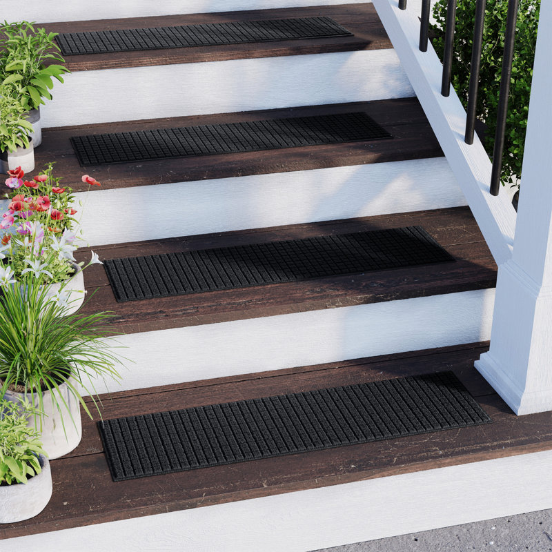 Ensemble de 4 marches d'escalier intérieur / extérieur 8,5 po x 30 po WaterHog®, Gris anthracite