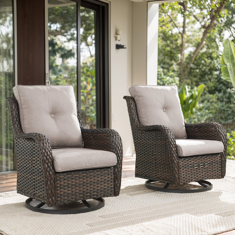 Ensemble de fauteuil oscillant pivotant en osier Wendye avec coussins en oléfine résistants à l'eau, Beige, Brun