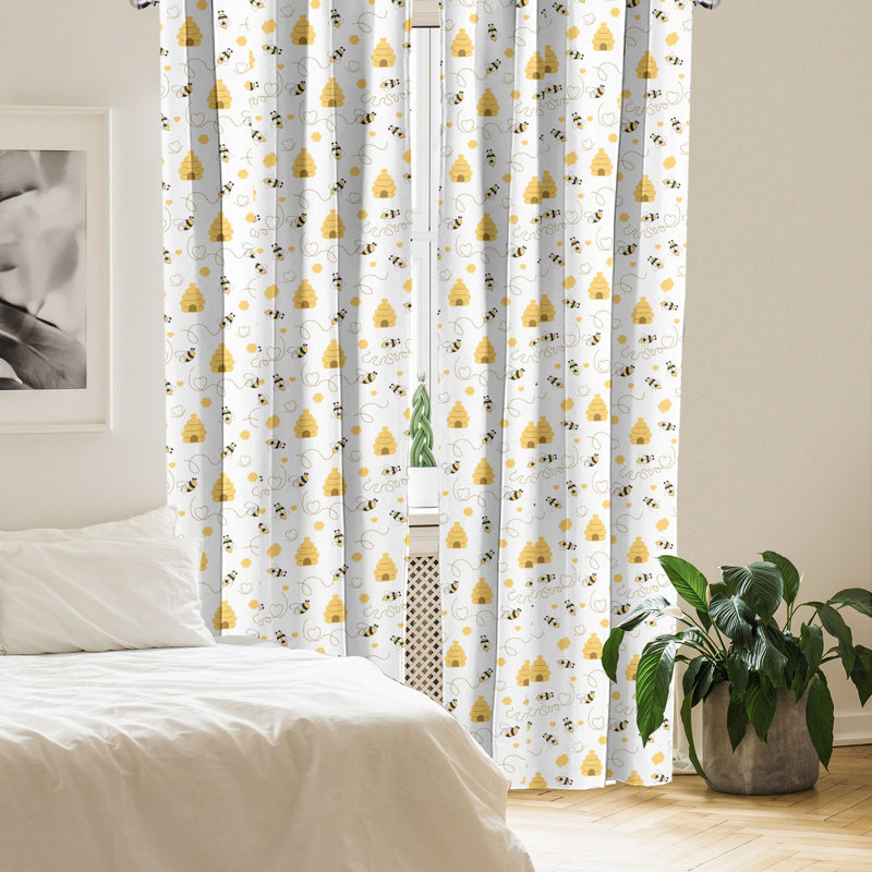 Panneau Bungalow Rose Bee 4 panneaux, insectes volants, cœurs, ruches 124589 panneau moutarde, L 56 po x L 95 po