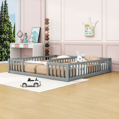 Double lit simple en bois avec garde-corps