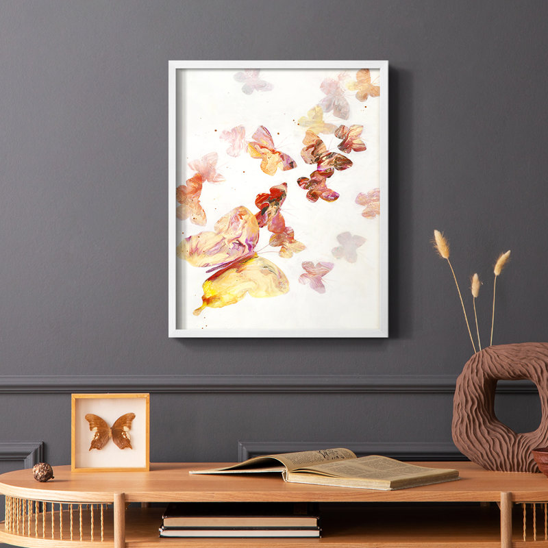 «All a flutter», reproduction encadrée - bois massif, Blanc, H 28 po x l 22 po