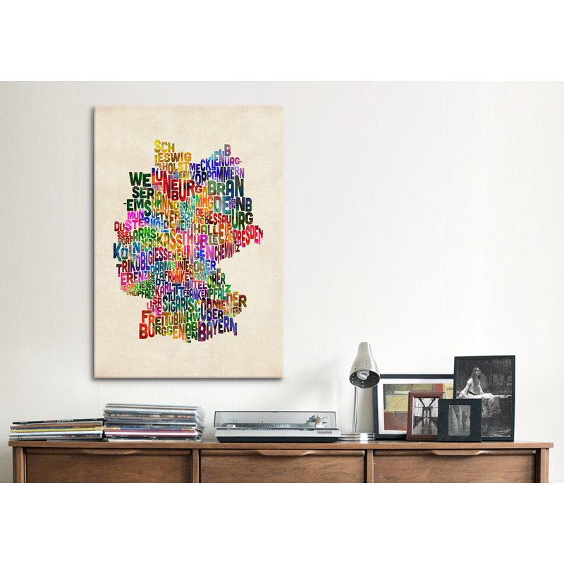 « text map of germany iii » par michael tompsett, impression sur toile tendue, H 40 po x l 26 po x P 1,5 po, Pas de tapis