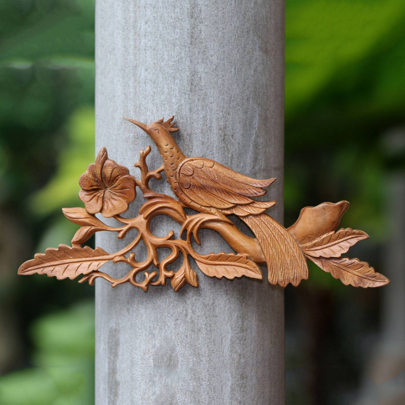Panneau de relief en bois balinais Myna