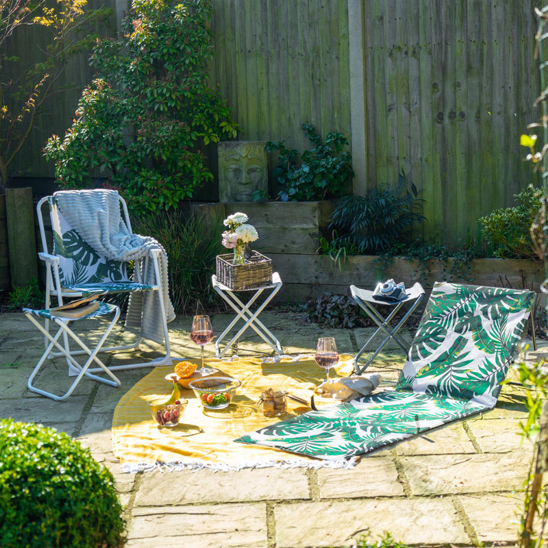 Folding Metal Beach Chair - Banana Leaf