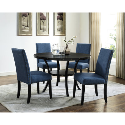 Table de salle à manger en bois, 5 chaises avec têtes de clou en tissu bleu, pieds de table ronds en métal et apparence de bois, mobilier de chambre pour 4 personnes, chaise avec structure en bois et lin, 4 chaises rembourrées