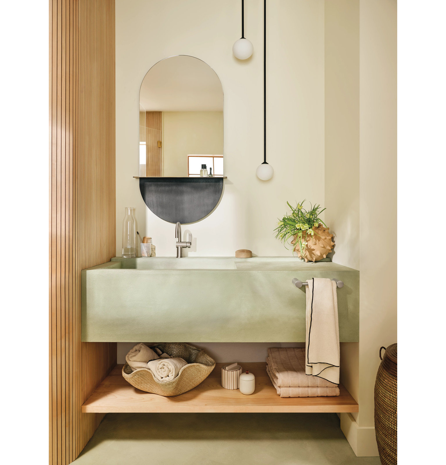 Cia Single-Hole Bathroom Faucet with Drain, Brushed Nickel