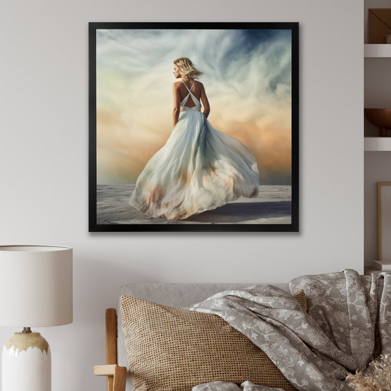 «Femelle par l'océan Breeze II», impression sur toile, H 16 po x l 16 po x P 1 po, Toile tendue