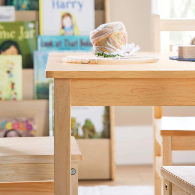 Table de classe EdQ 24 x 30 avec pieds de 20 po, H 20 po x L 30 po x l 24 po