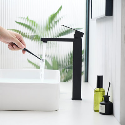 Bathroom Faucet With Pop Up Drain, Faucet for Bathroom Sink, Single Hole Bathroom Faucet Modern Single Handle Vanity Basin Faucet