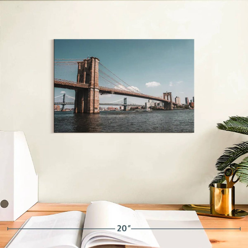 Lilie Brooklyn Bridge à East River, H 8 po x l 12 po