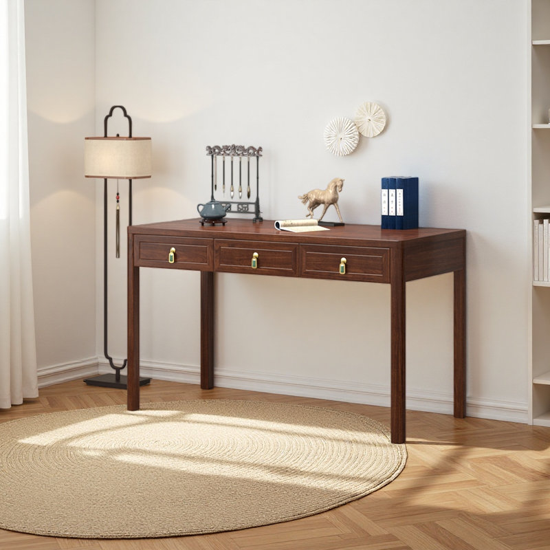 Bureau en bois de noyer noir