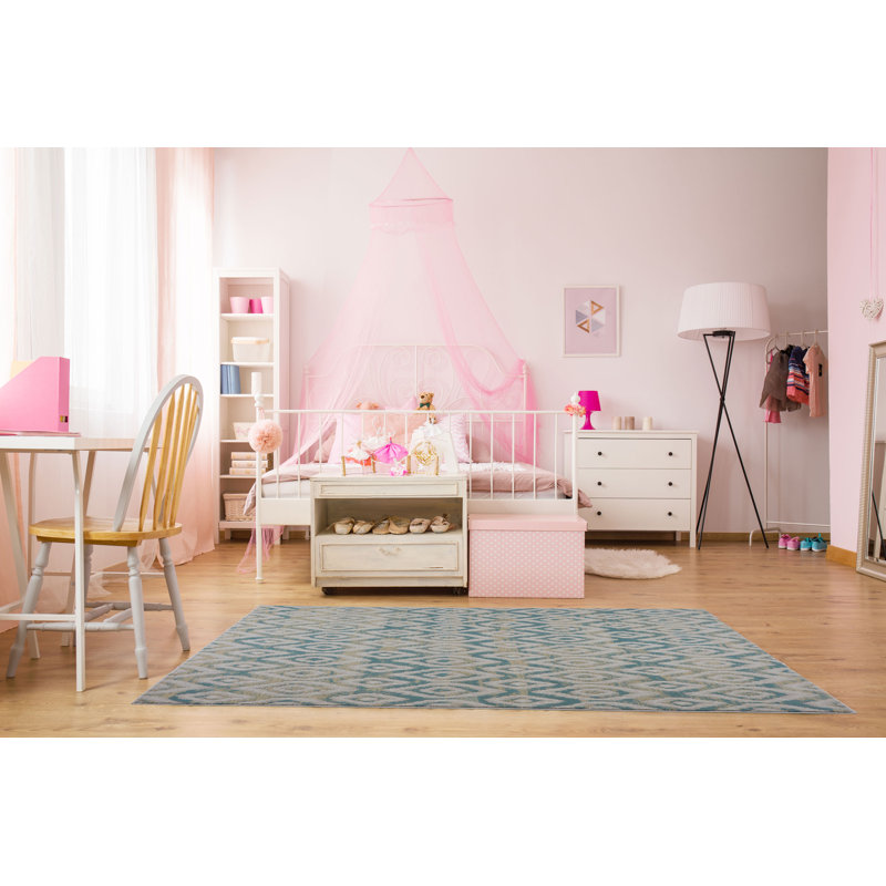 Tapis géométrique blanc / bleu Doop, 5 pi 2 po x 7 pi 5 po
