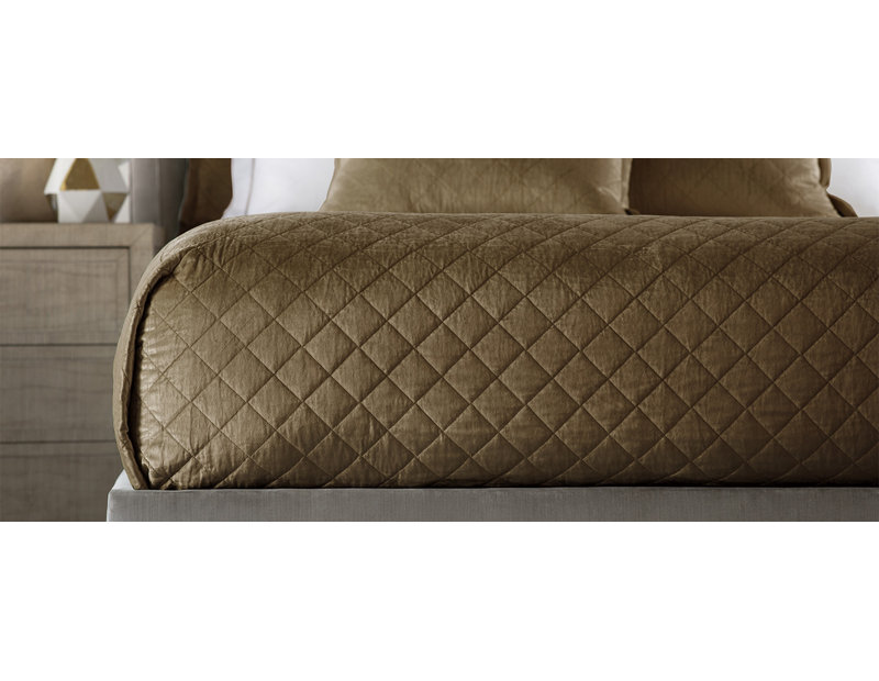 Chloe Coverlet, King , Straw