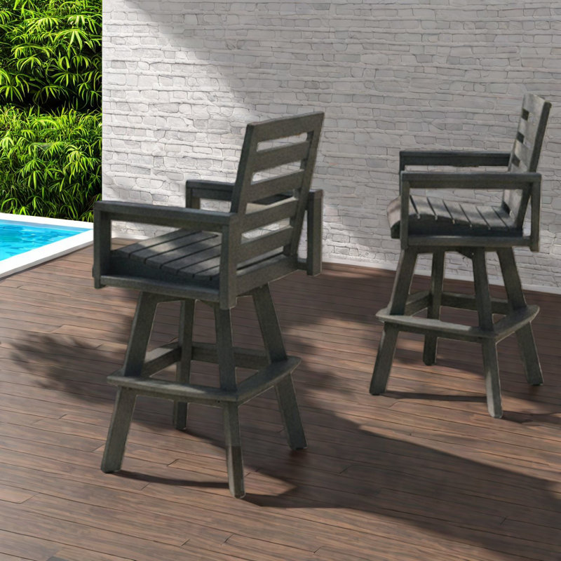 Tabourets de bar gris ardoise durables, HDPE pivotant à 360 °, style transitionnel pour la piscine
