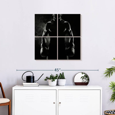 Sireci Muscular Kickboxer