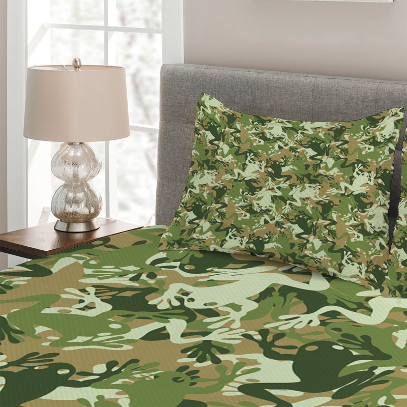 Coastal Polyester Camouflage Coverlet