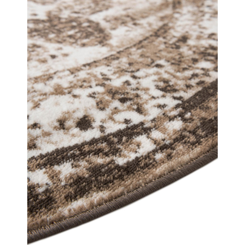 Brandt Oriental Area Rug, Oval 2' x 3'1", Light Brown