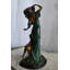 Figurine Art déco femme avec lévrier en bronze 12 po x 10 po x H 24 po