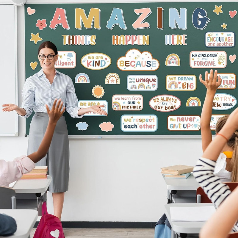 Ensemble de babillards Boho Welcome Back To School - «Amazing Things Happen Here», décorations de classe pastel avec découpes d'affirmation pour décoration murale