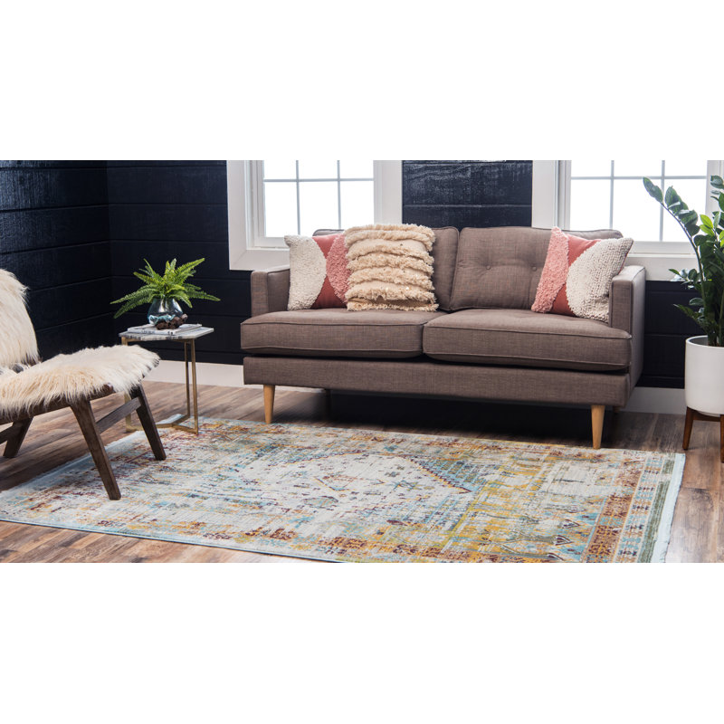 Folmar Oriental Indoor Rug, Rectangle 5'5" x 8'