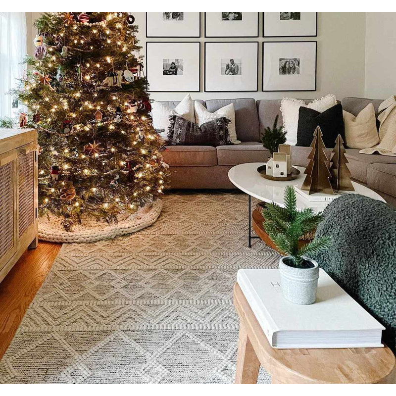 Latrissa Moroccan Flatweave Wool Charcoal/Cream Area Rug, Rectangle 8' x 10'