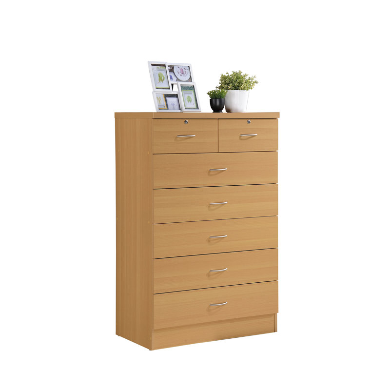 Willma 7 Drawer 31.5" W Chest, Beech