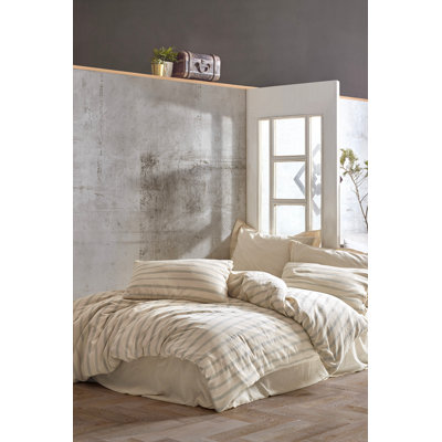 Casserly Cotton Striped Duvet Cover Set with Pillowcases Included