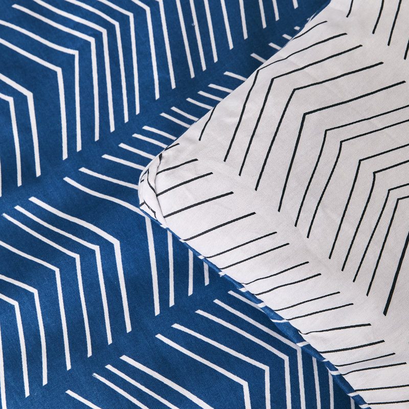 SLEEPBELLA Comforter, 600 Thread Count Cotton Comforter Sets, Down Alternative Bedding Set 3Pcs, King, Chevron