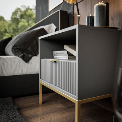 Leesport 54cm W Manufactured Wood Bedside Table