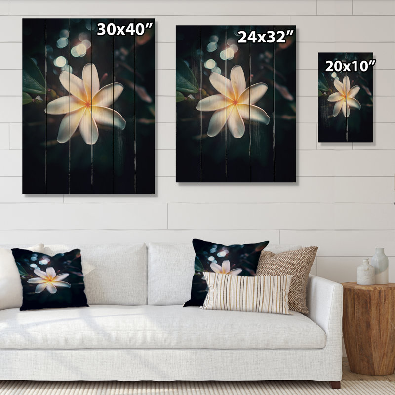 Celsea blanc jaune exotique fleur de plumeria sur bois, H 40 po x l 30 po x P 0,78 po