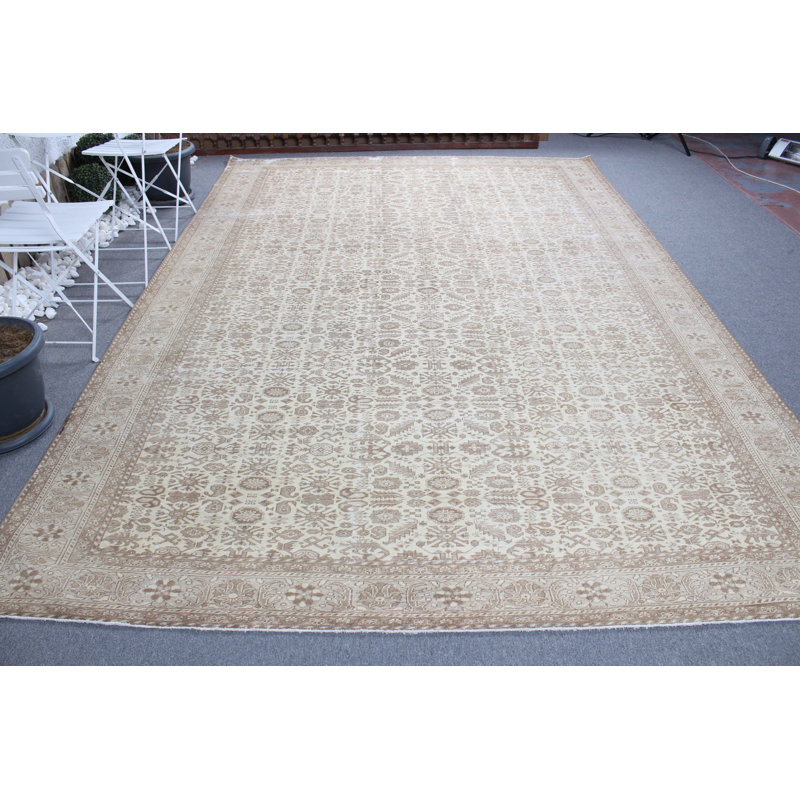Grand tapis turc beige Oushak rétro idéal pour décorer un salon spacieux