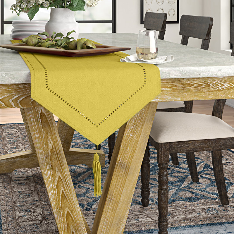 Chemin de table Ahmyla, Or, L 72 po x l 16 po
