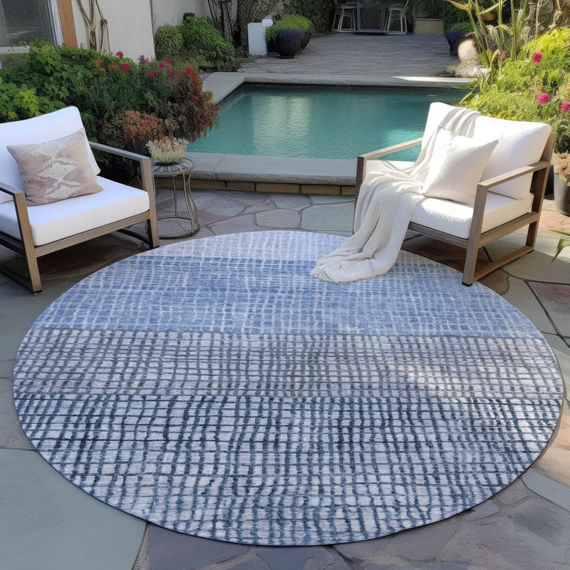 Tapis bleu intérieur / extérieur lavable à la machine Xhevrie, Rond 8 pi