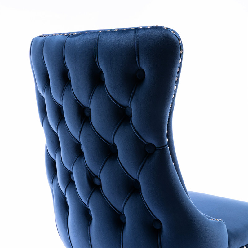 Chaises de salle à manger rembourrées en velours bleu, pieds en bois massif, garniture de surpiqûres, élégant et fauteuil, tissu de velours, décor moderne