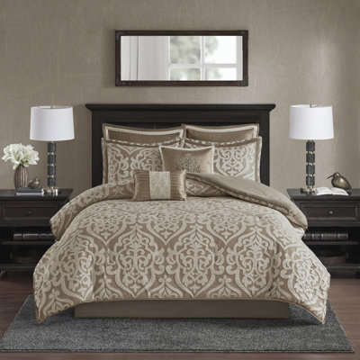 Ensemble d'édredon en jacquard huit pièces Odette
