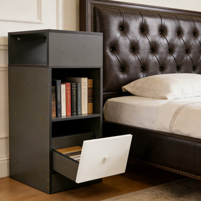 Table de chevet compacte grise et blanche avec 1 tiroir et casier ouvert (11,8 po x 9,8 po x 26 po)