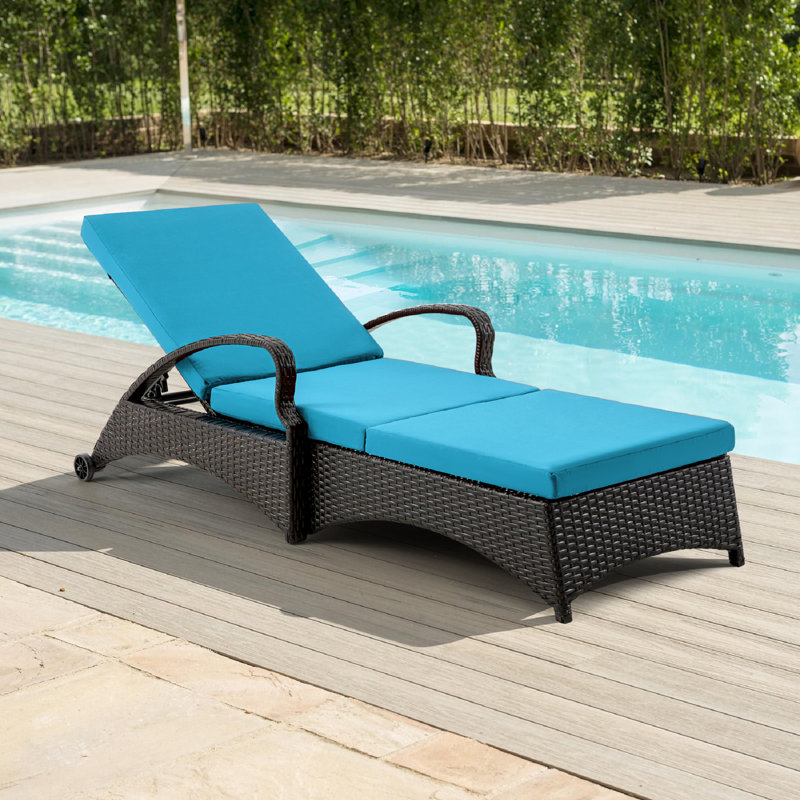 Outdoor Single chaise with Cushions, Blue