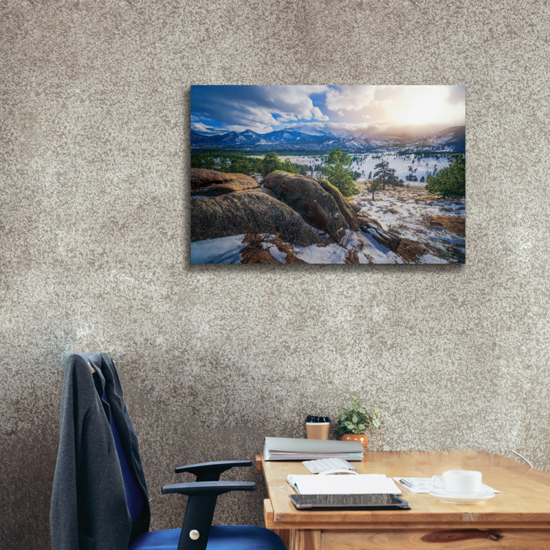 Epic Graffiti 'Across The Valley' by Rick Berk Canvas Wall Art, 40" x 26", H 26 po x l 40 po x P 1,5 po