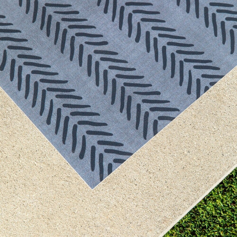 Tapis rectangulaire extérieur à chevrons - 24 po x 36 po - bleu, Bleu, Rectangle 2' x 3'