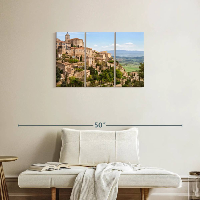 Gordes en France, H 20 po x l 33 po