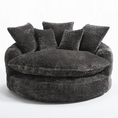 Fauteuil moderne avec coussins pour le salon
