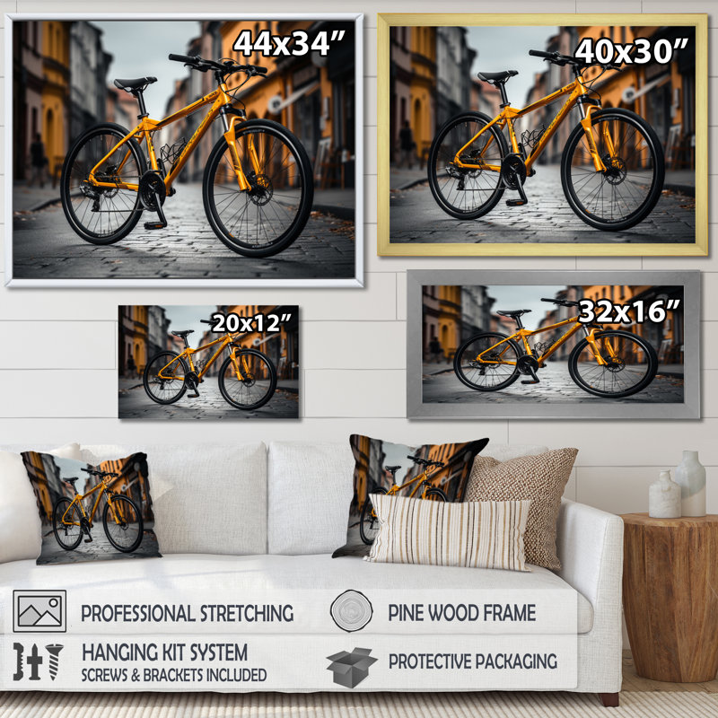«Vélo Cityscape Escape», art mural sur toile, Cadre flottant doré, H 30 po x l 40 po x P 1,5 po