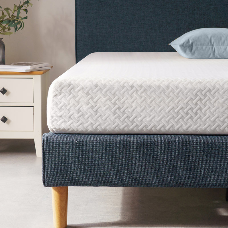 ZINUS Cool Feel 8'' Mattress in WONDERBOX Compressed Packaging Technology, Full