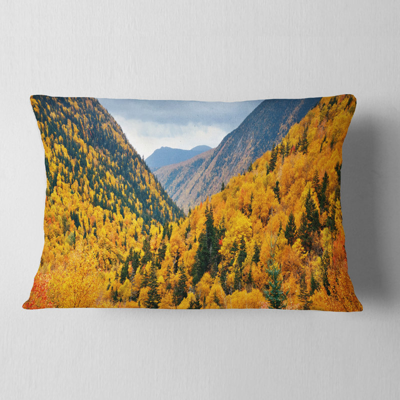 Coussin décoratif à imprimé paysage d'automne