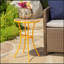Table d'appoint d'extérieur avec plateau en mosaïque et pieds en métal durables, parfaits pour la terrasse ou le balcon