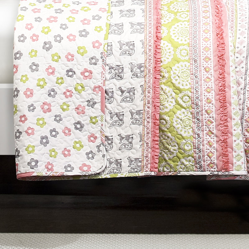 Fox Ruffle Stripe Quilt Set, Twin